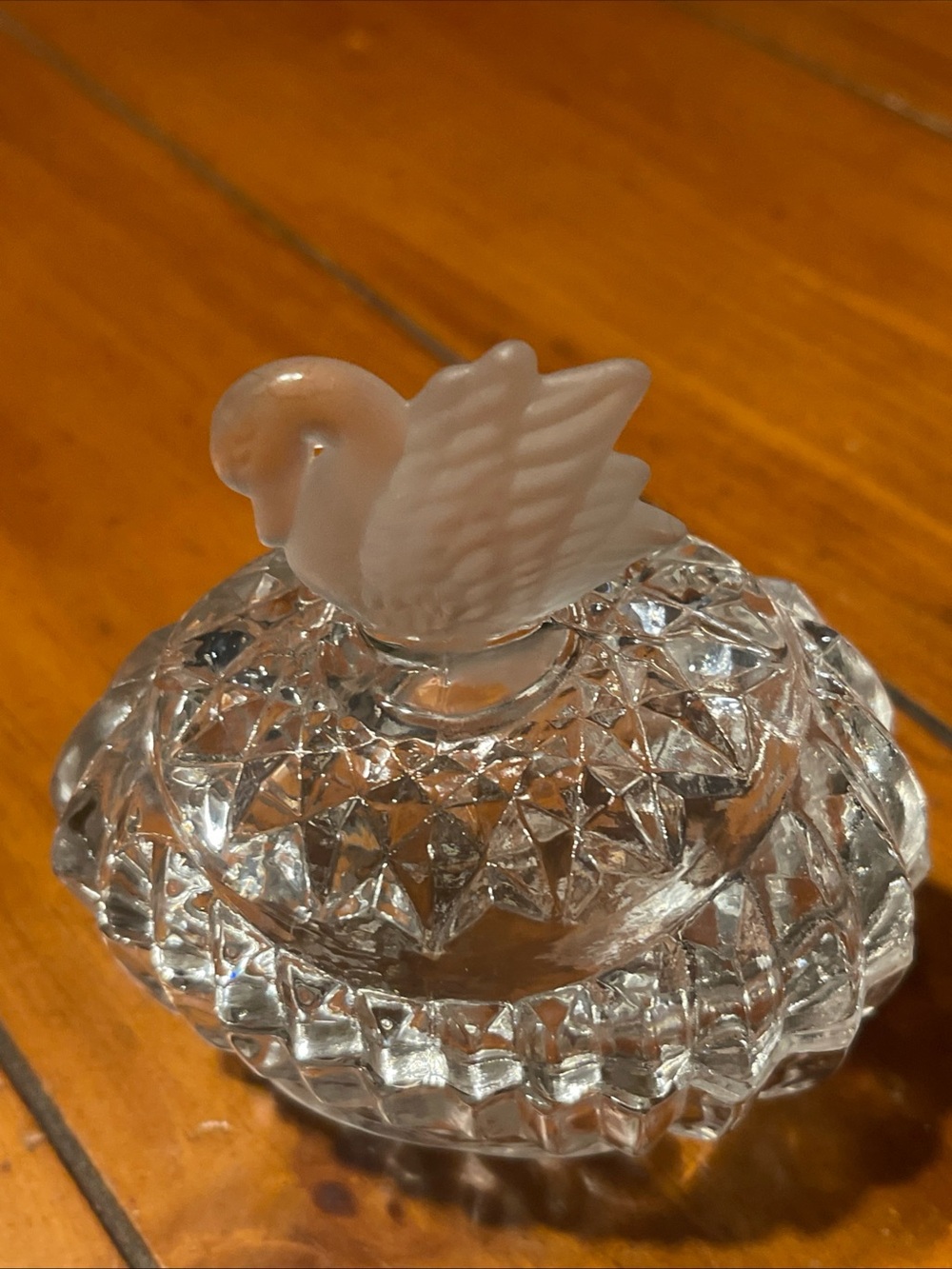 Hifbauer Cut Crystal Swan Trinket Dish with Frosted Swan Lid